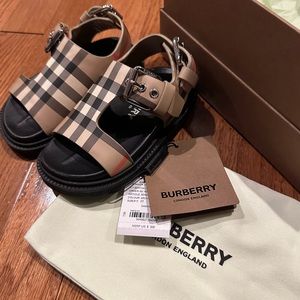 Burberry sandals